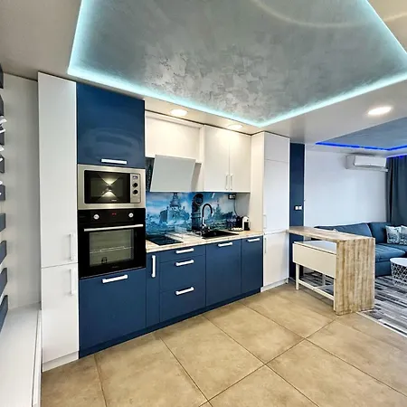 The Captain Apartamento Varna